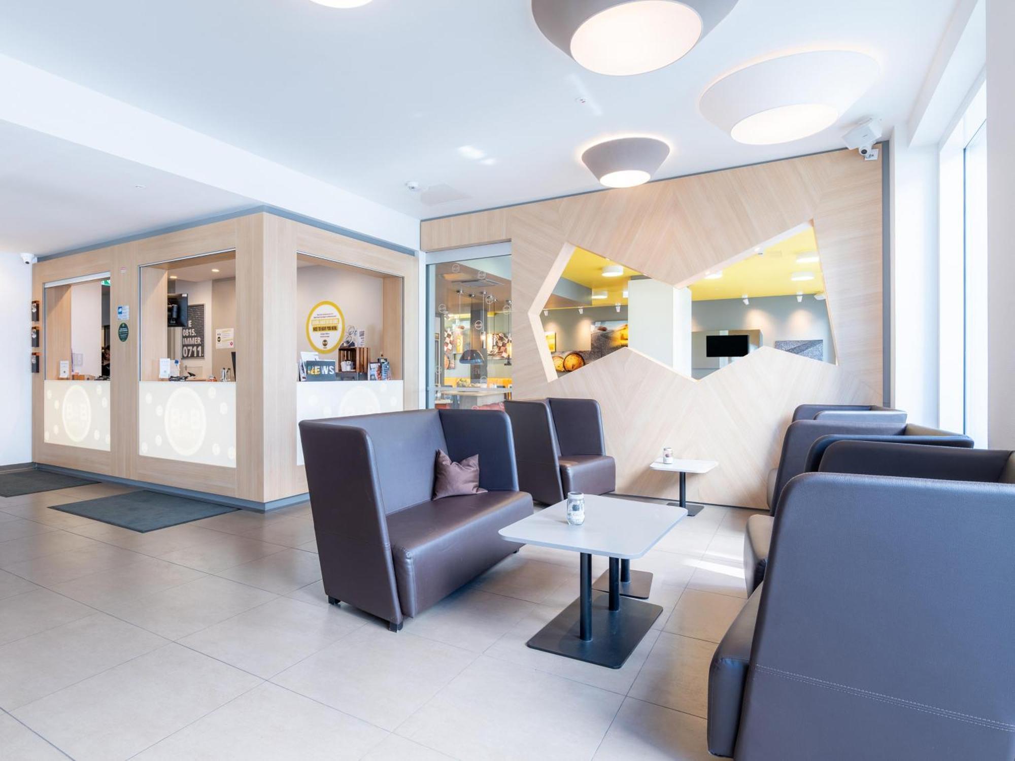 B&B Hotel Stuttgart-Zuffenhausen Екстер'єр фото