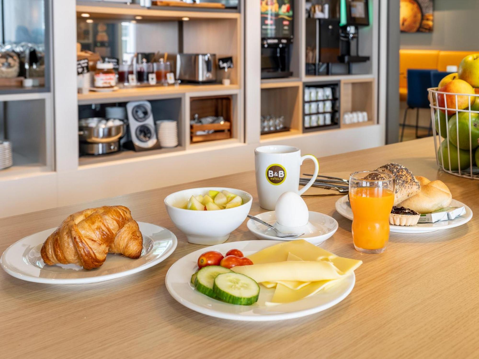 B&B Hotel Stuttgart-Zuffenhausen Екстер'єр фото